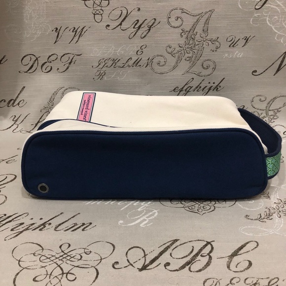Vineyard Vines White and Navy Travel Bag - Picture 4 of 7